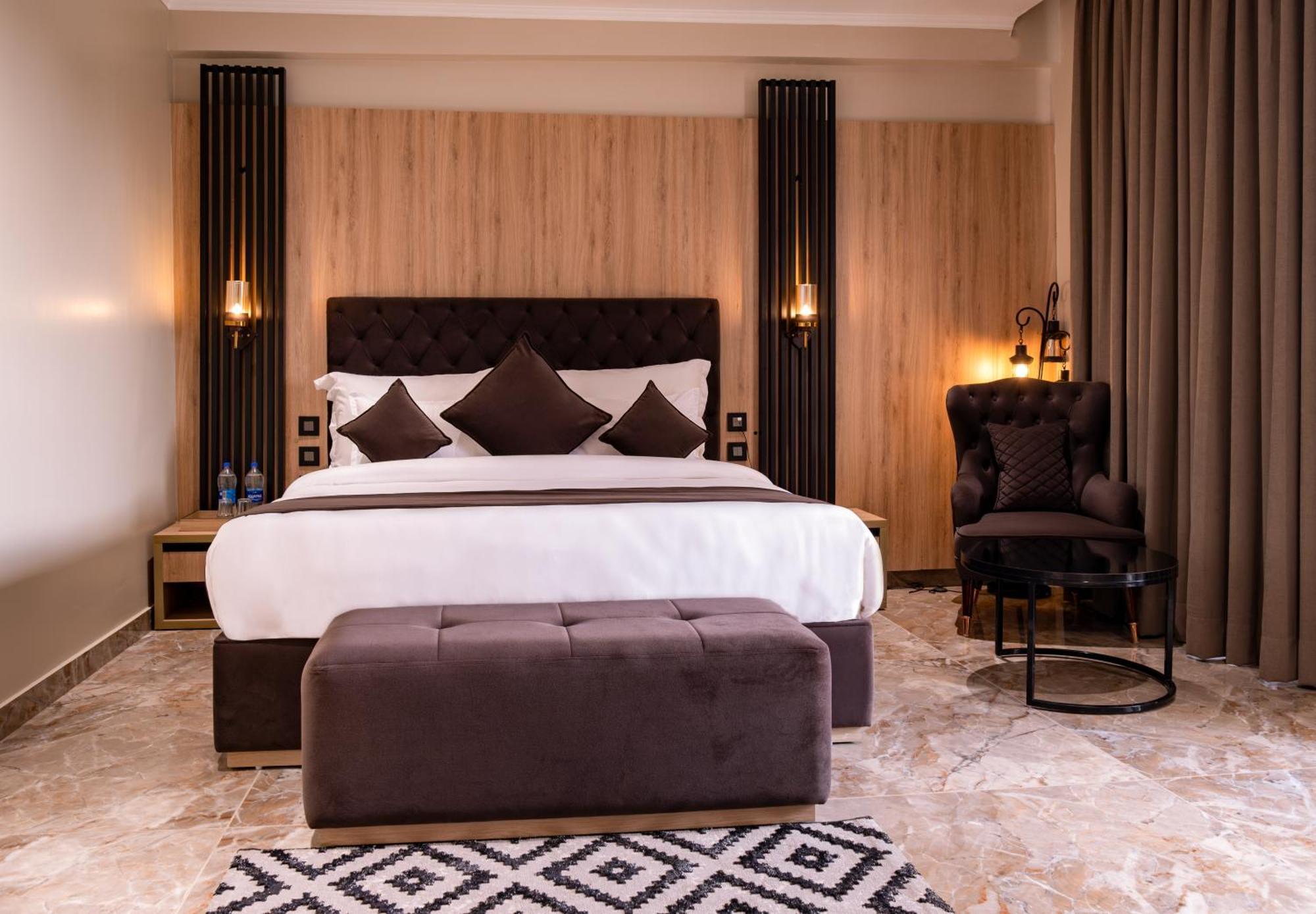 דרמסאלה Alpine Hotel And Villas מראה חיצוני תמונה